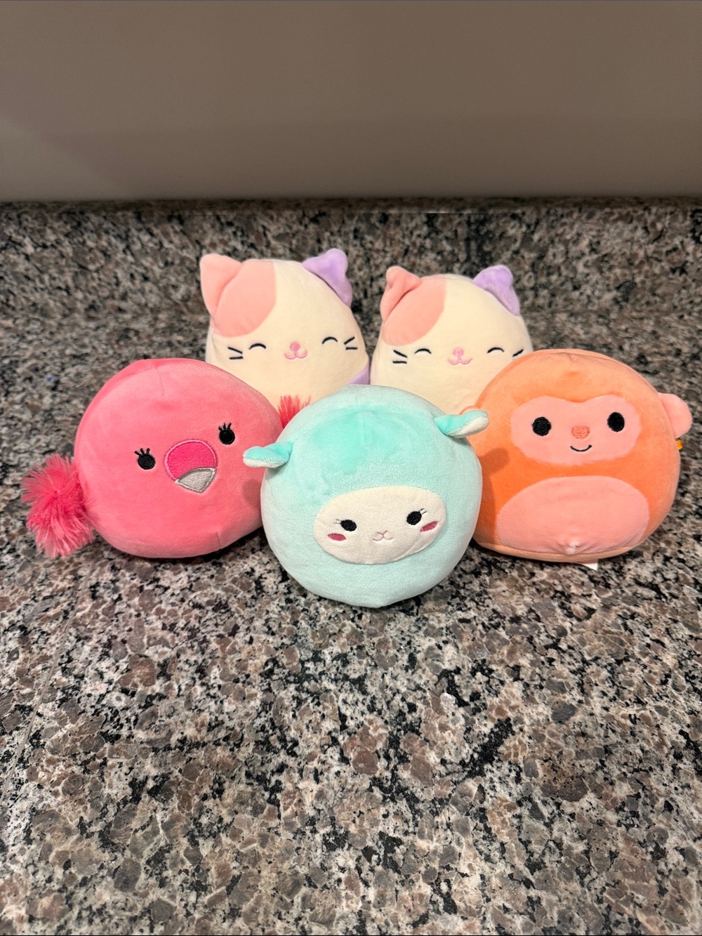 NWOT mini Squishmallows plush Bundle-Assorted Pastel Colors